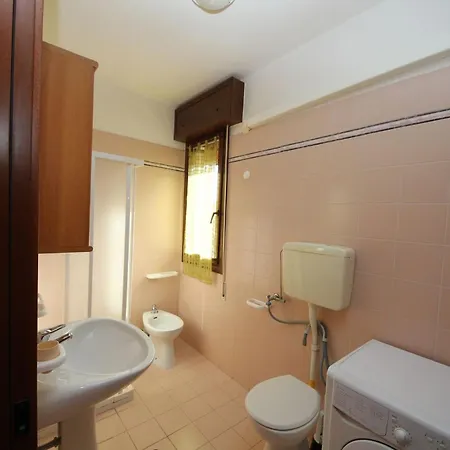 Apartment Flat 150m From The And Centre Of Rosolina *