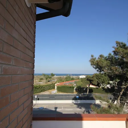 Apartment Flat 150m From The And Centre Of Rosolina
