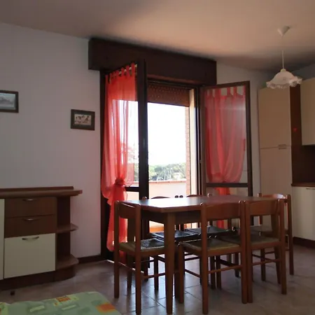Apartment Flat 150m From The And Centre Of Rosolina *