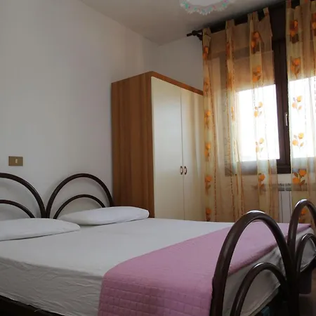 Flat 150m From The And Centre Of Rosolina Apartment Rosolina Mare