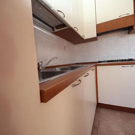 Flat 150m From The And Centre Of Rosolina